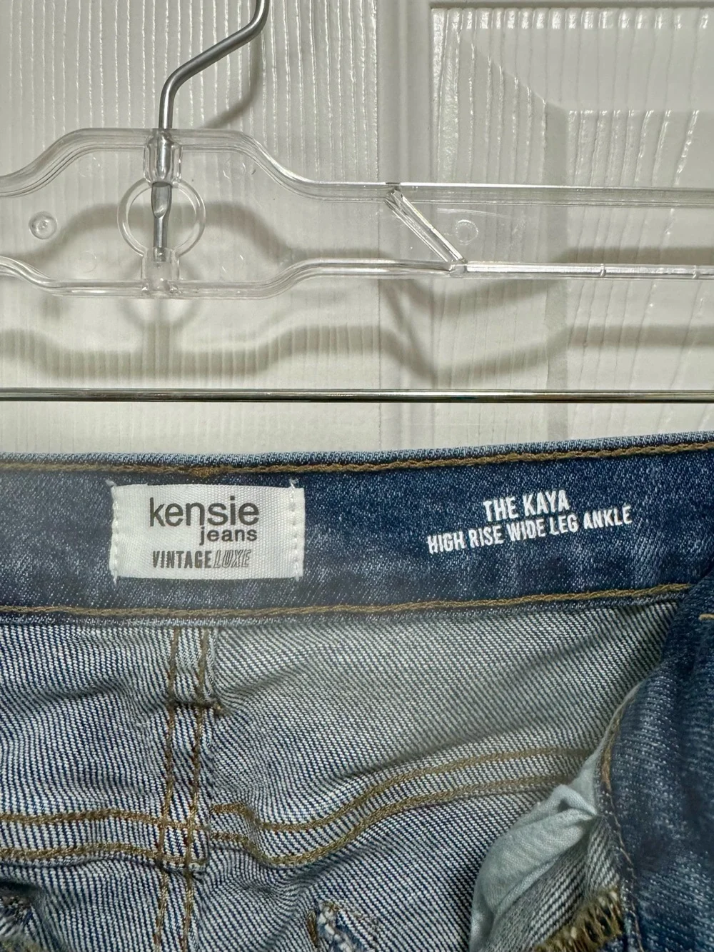 Kensie Jeans The Kaya High-Rise Wide-Leg Ankle Jeans - Picture 6 of 7